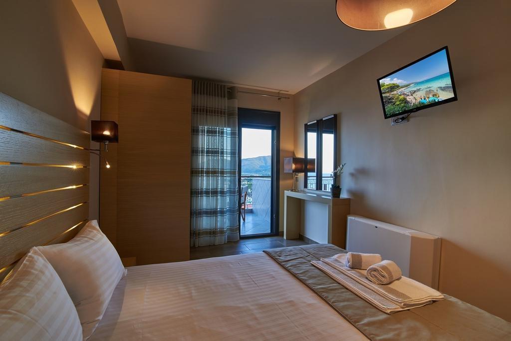 Athos Thea Luxury Rooms سارتي الغرفة الصورة